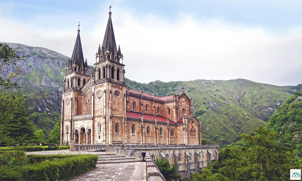 Top 8 Most Famous Ancient Churches in Spain